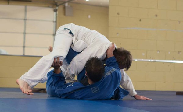 Quelles sont les meilleures pratiques de récupération active pour les combattants de Judo?